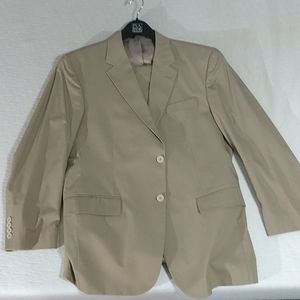 2 Piece khaki Suit. 41 R jacket 35/32 pant.
